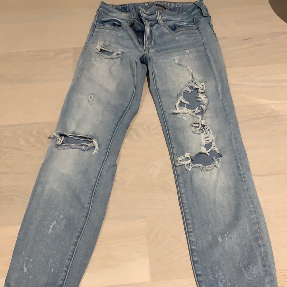 light wash denim jeans